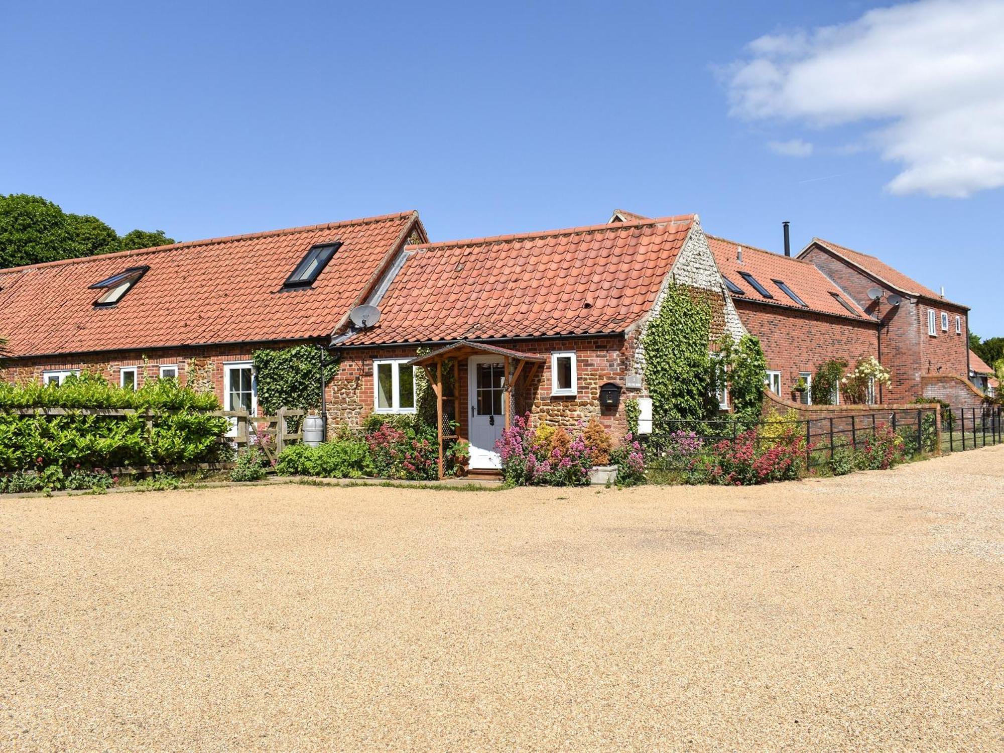 The Old Paybarn - Uk39378 Villa สเนททิสแชม ภายนอก รูปภาพ